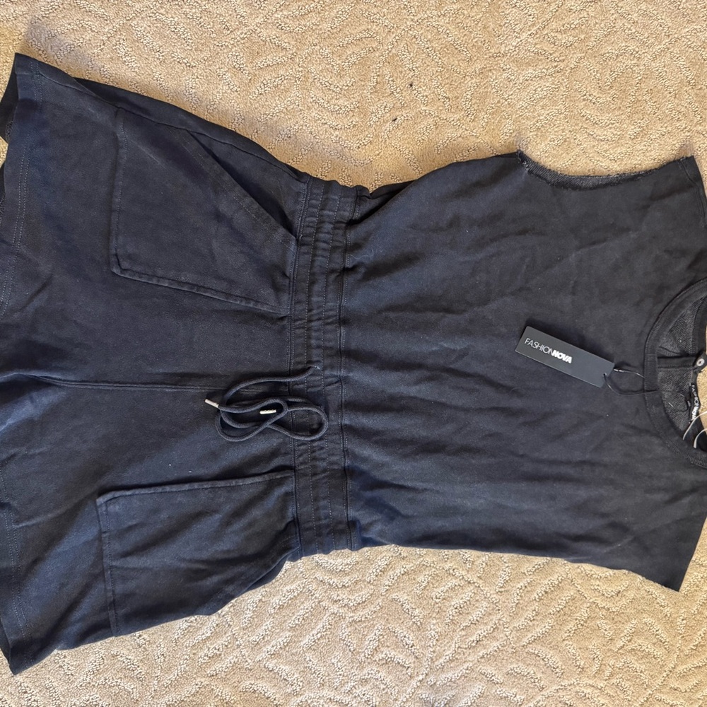 Fashion Nova Black Sleeveless Romper – NWT